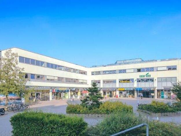 Laden zur Miete 12 € 60 m² Verkaufsfläche Klotzsche Ortsamtsbereich Klotzsche 01109