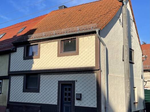 Einfamilienhaus zur Miete 800 € 5 Zimmer 75 m² frei ab 01.09.2026 Tüttleben 99869