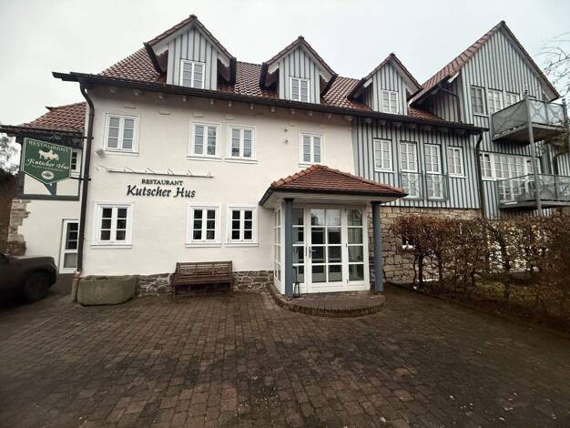 Restaurant zur Miete provisionsfrei 170 m² Gastrofläche Schulstraße 1 Basdorf Vöhl 34516