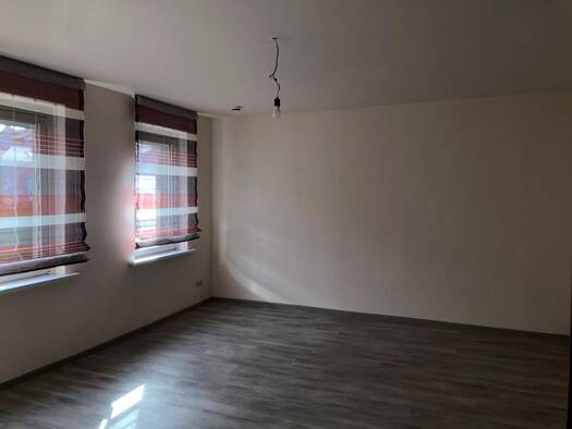 Wohnung zur Miete 890 € 3,5 Zimmer 92 m² Geschoss 3/3 frei ab 01.03.2026 Johannisstraße 132 St Johannis Nürnberg 90419