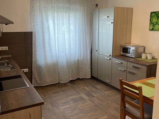 Wohnung zur Miete 1.800 € Herzogenaurach 91074