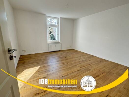 Wohnung zur Miete 450 € 2 Zimmer 55 m² EG frei ab sofort Krönertstraße 10 Freital 01705