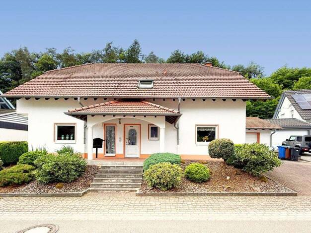 Einfamilienhaus zum Kauf provisionsfrei 498.000 € 8 Zimmer 259 m² 809 m² Grundstück Ilsbachstraße 11 Hettenhausen 66919