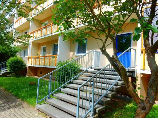 Wohnung zur Miete 330 € 2 Zimmer 56,6 m² 2. Geschoss frei ab 01.05.2026 Ostring 16 Königshufen Görlitz 02828