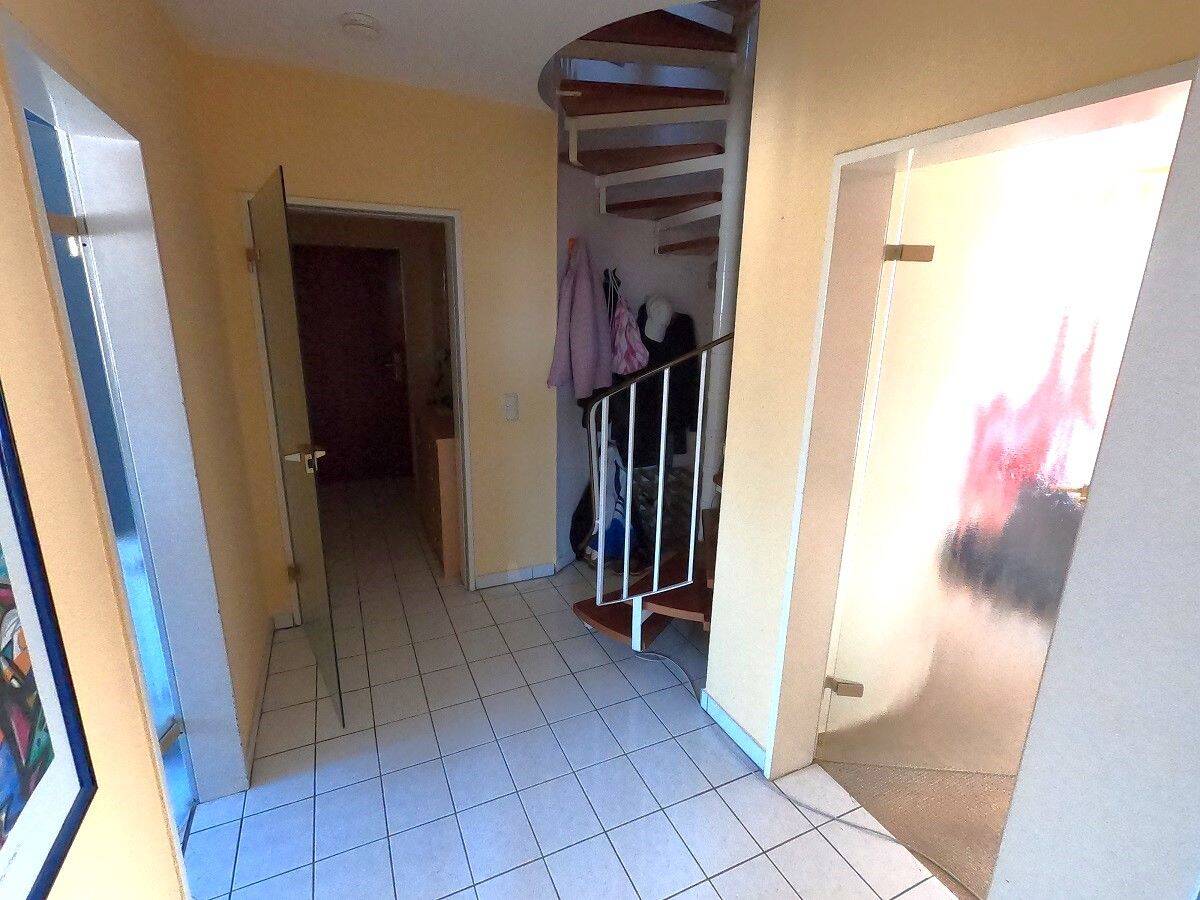 Property thumbnail 12