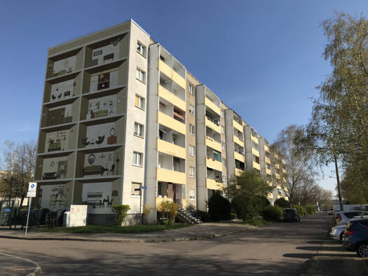 Wohnung zur Miete 480 € 5 Zimmer 77,7 m² 5. Geschoss frei ab 01.12.2026 Gellertstraße 46 Westliche Neustadt Halle (Saale) 06126