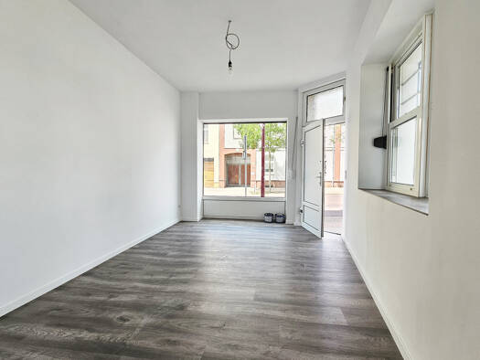Ladenfläche zur Miete 305 € 1 Zimmer 34,5 m² Verkaufsfläche Köthen Köthen (Anhalt) 06366