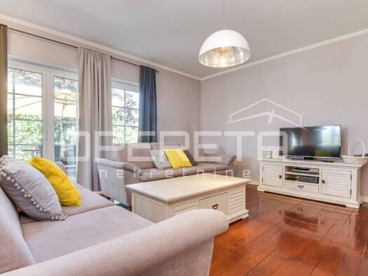 Haus zum Kauf 478.000 € 5 Zimmer 270 m² Ivanic-City