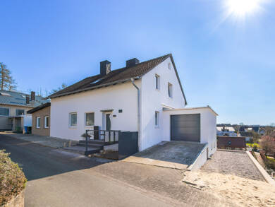 Haus zum Kauf 299.000 € 7 Zimmer 177 m² 755 m² Grundstück Brenken Büren 33142