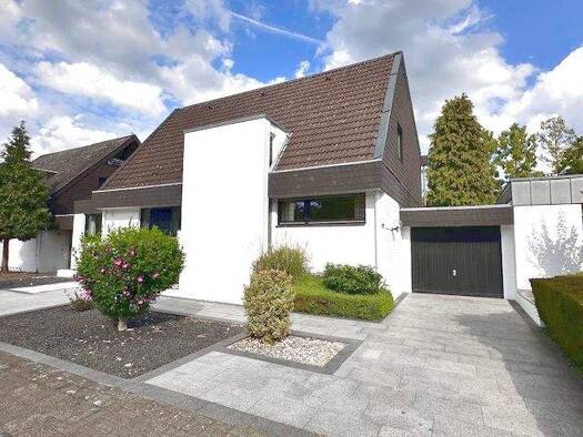 Einfamilienhaus zum Kauf 695.000 € 7 Zimmer 172 m² 990 m² Grundstück Korschenbroich 41352