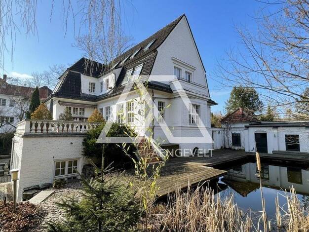 Villa zum Kauf 2.050.000 € 10 Zimmer 320 m² 1.125 m² Grundstück Schädestraße 1-3 Zehlendorf Berlin 14165
