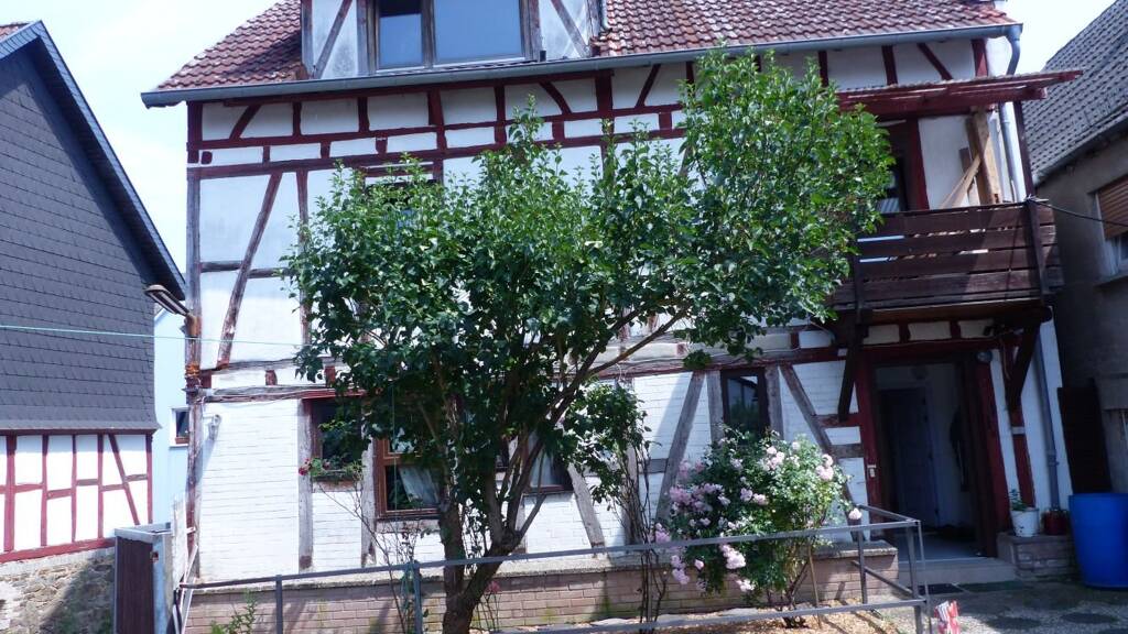 Einfamilienhaus zum Kauf als Kapitalanlage geeignet 275.000 € 5 Zimmer 120 m² 1.400 m² Grundstück Volpertshausen Hüttenberg 35625