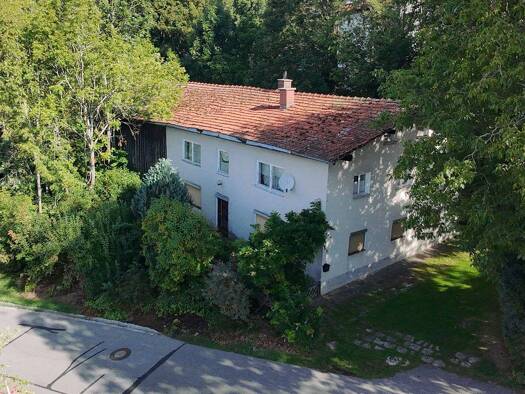 Einfamilienhaus zum Kauf 140.000 € 5 Zimmer 166 m² 1.658 m² Grundstück Kollnburg Kollnburg 94262
