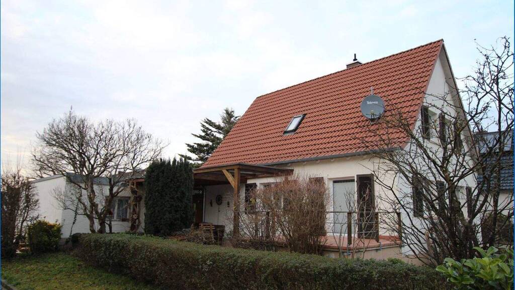 Einfamilienhaus zum Kauf 555.000 € 4,5 Zimmer 100 m² 703 m² Grundstück Böhringen Radolfzell am Bodensee / Böhringen 78315