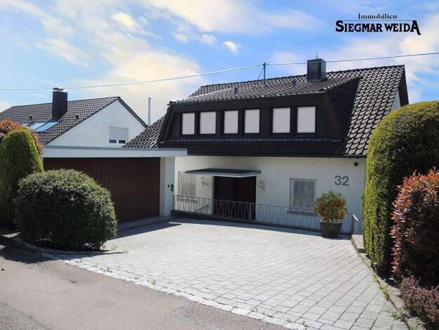 Einfamilienhaus zum Kauf 645.000 € 8 Zimmer 220 m² 788 m² Grundstück frei ab sofort Sonnenrain 32 Hebsack Remshalden 73630
