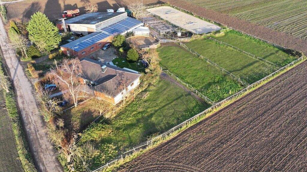 Bauernhaus zum Kauf 790.000 € 11.300 m² Grundstück Friesheim Erftstadt / Friesheim 50374