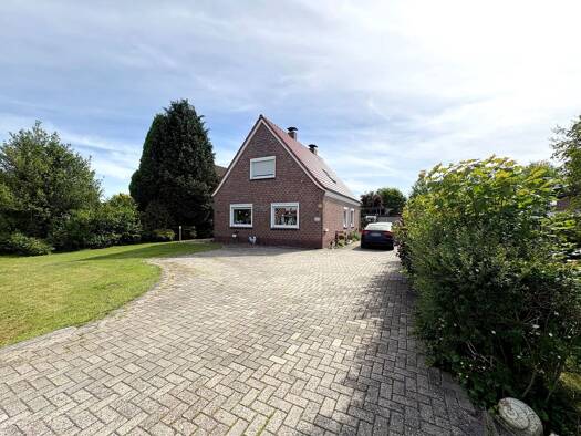 Einfamilienhaus zum Kauf 237.000 € 5 Zimmer 100 m² 856 m² Grundstück Wiesmoor 26639