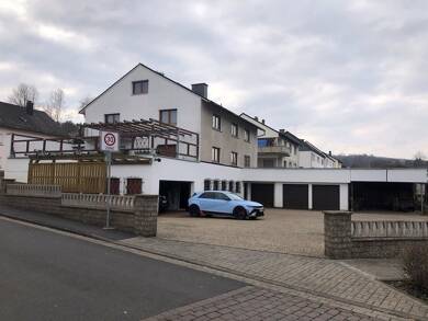 Haus zum Kauf als Kapitalanlage geeignet 599.000 € 10 Zimmer 340 m² 1.000 m² Grundstück Schlüchtern Schlüchtern 36381