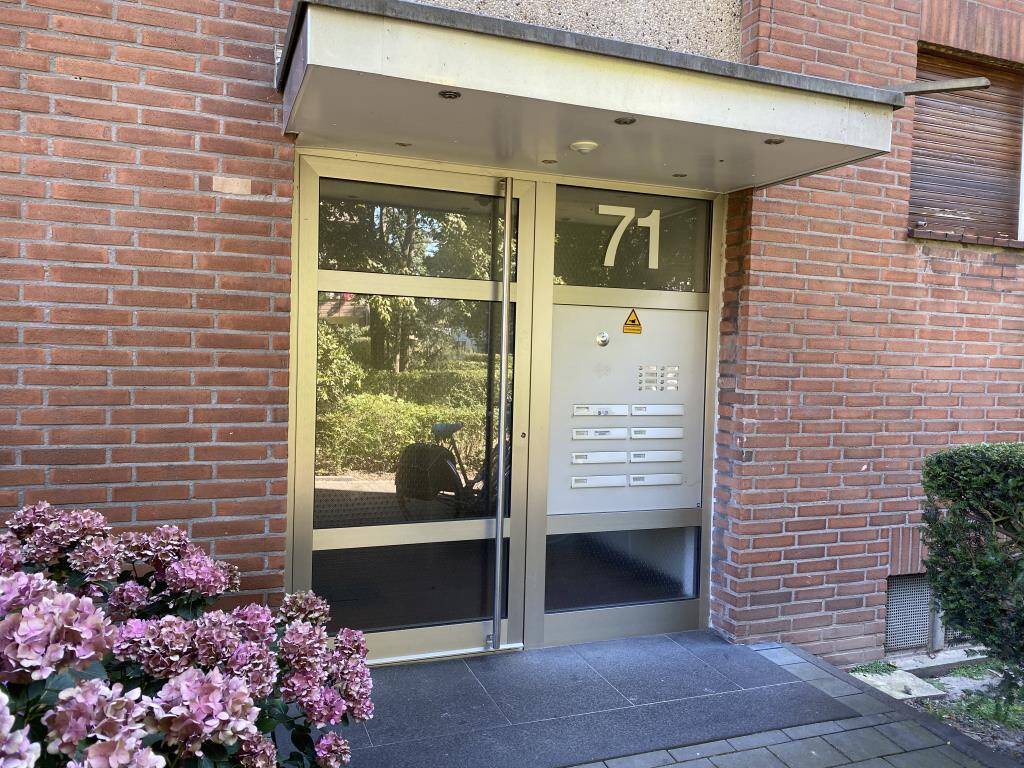 Property thumbnail 2