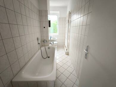 Wohnung zur Miete 345 € 3 Zimmer 56,7 m² 2. Geschoss Hallesche Straße 232 Lutherstadt Eisleben Lutherstadt Eisleben 06295