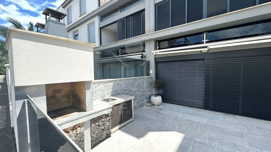 Wohnung zum Kauf 430.000 € 3 Zimmer 71 m² Njivice 51511