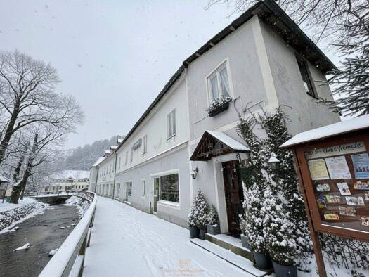 Haus zum Kauf 295.000 € 12 Zimmer 252 m² Gaming 3292