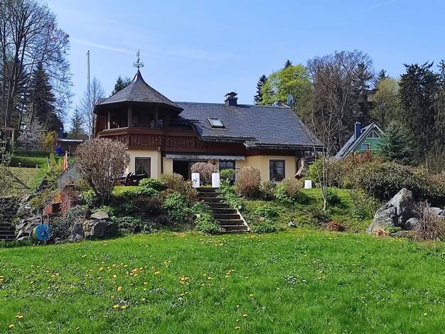 Villa zum Kauf 875.000 € 8 Zimmer 190 m² 1.560 m² Grundstück frei ab sofort Pöritzsch Saalburg-Ebersdorf 07929
