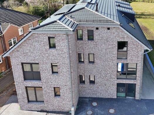 Mehrfamilienhaus zum Kauf - Erstbezug als Kapitalanlage geeignet 2.868.000 € 586,2 m² 710 m² Grundstück Rellingen 25462