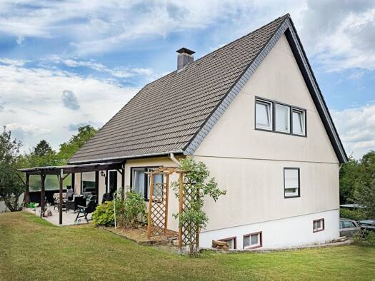 Einfamilienhaus zum Kauf 230.000 € 5 Zimmer 190 m² 849 m² Grundstück Nieheim Nieheim 33039