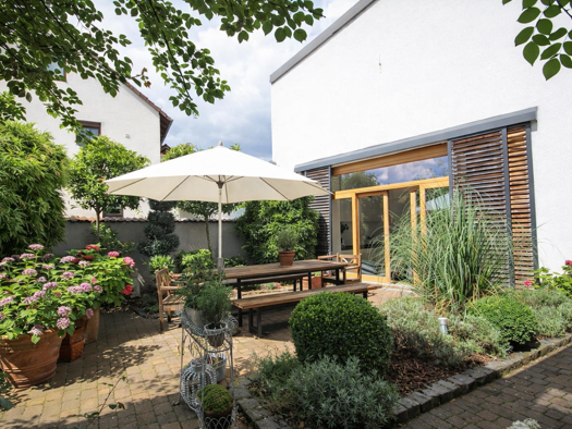 Einfamilienhaus zum Kauf 1.089.000 € 11 Zimmer 482 m² 800 m² Grundstück Södel Wölfersheim 61200